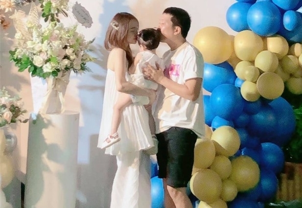 Tin Showbiz Việt ngày 27/4: Nhã Phương có động thái đầu tiên sau loạt ồn ào, Du Uyên bóc mẽ Đạt G giả dối