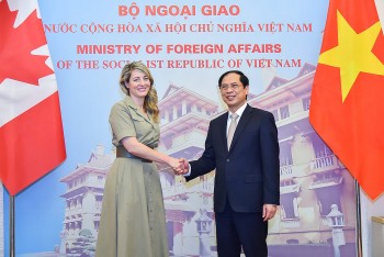 Canada coi trọng quan hệ và mong muốn mở rộng hợp tác với Việt Nam Canada coi trọng quan hệ và mong muốn mở rộng hợp tác với Việt Nam