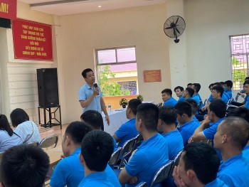 Tư vấn, hướng nghiệp, giới thiệu việc làm cho học viên trước khi tái hòa nhập cộng đồng Tư vấn, hướng nghiệp, giới thiệu việc làm cho học viên trước khi tái hòa nhập cộng đồng