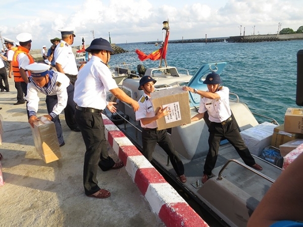 Khánh Hòa ủng hộ hơn 770 triệu đồng “Quỹ vì biển, đảo Việt Nam"