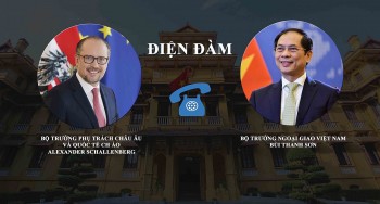 Phối hợp tổ chức các hoạt động kỷ niệm 50 năm ngày thiết lập quan hệ ngoại giao Việt Nam - Áo Phối hợp tổ chức các hoạt động kỷ niệm 50 năm ngày thiết lập quan hệ ngoại giao Việt Nam - Áo