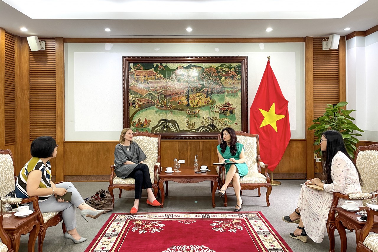 Thành lập Trung tâm Việt Nam-Australia
