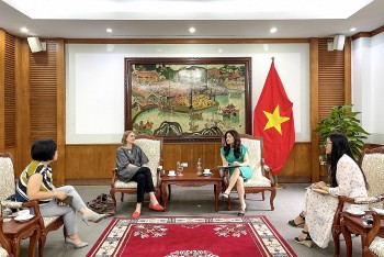 Chuỗi các hoạt động hướng tới kỷ niệm 50 năm thiết lập quan hệ ngoại giao Việt Nam - Vương quốc Anh Chuỗi các hoạt động hướng tới kỷ niệm 50 năm thiết lập quan hệ ngoại giao Việt Nam - Vương quốc Anh