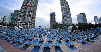 Du khách quốc tế ấn tượng với Lễ hội Yoga quốc tế Đà Nẵng 2022