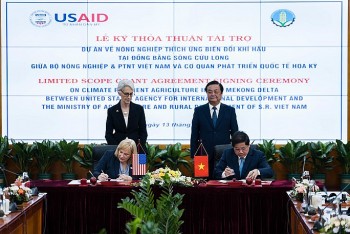 USAID tài trợ 50 triệu USD hỗ trợ Đồng bằng sông Cửu Long ứng phó biến đổi khí hậu USAID tài trợ 50 triệu USD hỗ trợ Đồng bằng sông Cửu Long ứng phó biến đổi khí hậu