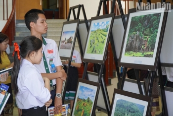 Khai mạc triển lãm ảnh “Các di sản thế giới của Việt Nam và Lào”