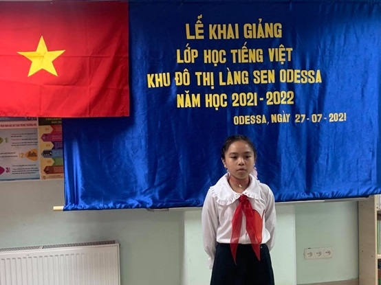 Lớp học tiếng Việt khu đô thị Làng Sen (Ukraine) khai giảng năm học mới