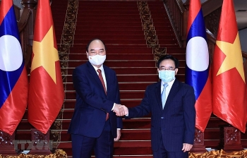 viet nam tang lao cong trinh truong day nghe tai tinh khammouan tri gia 5 trieu usd