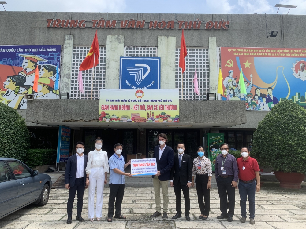 Kiều bào Mỹ, Úc, Nhật ủng hộ 12 tấn gạo cho người dân TP.HCM chống dịch Covid-19
