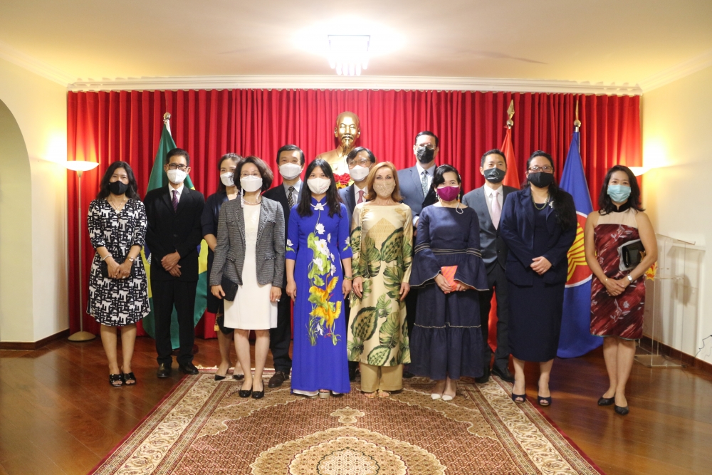 Đại sứ quán Việt Nam tại Brazil long trọng tổ chức kỷ niệm 76 năm Quốc khánh