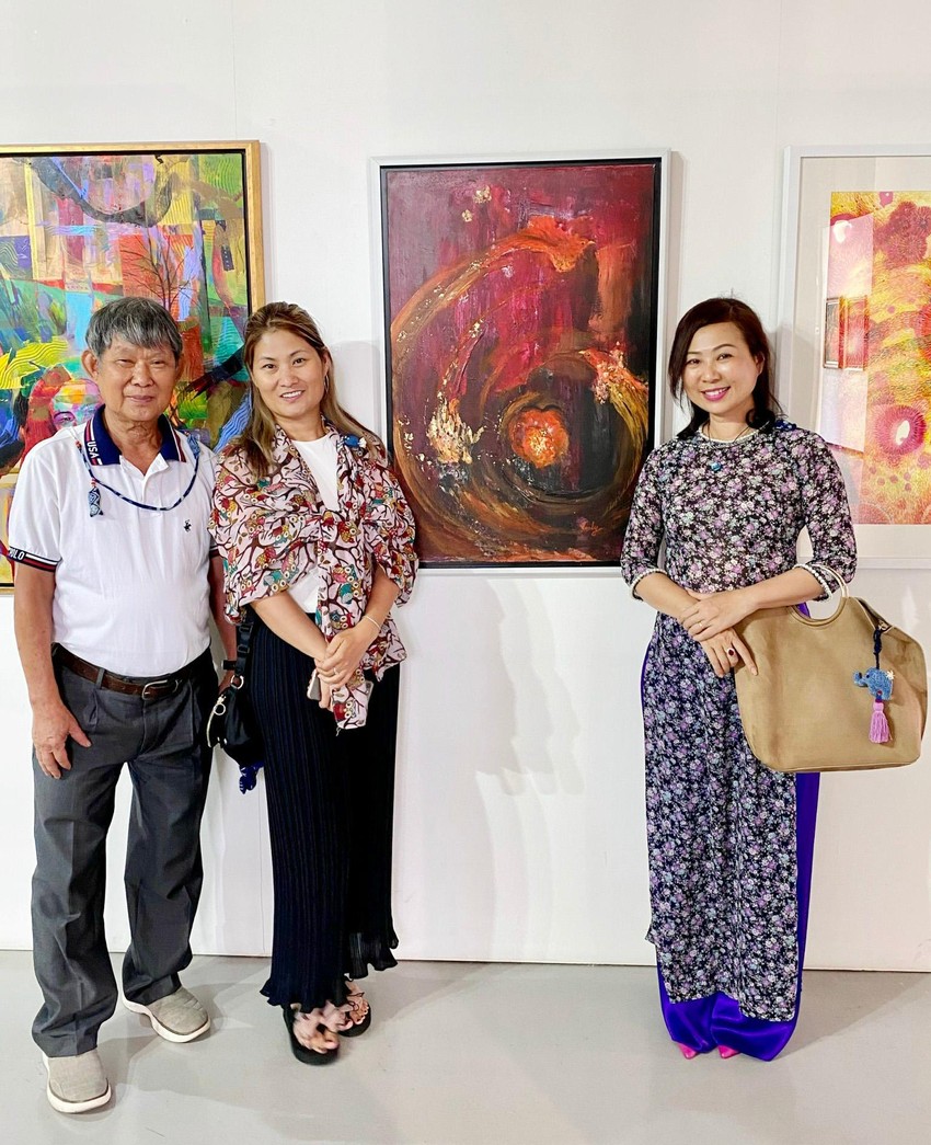 3 hoạ sĩ Việt Nam tham gia triển lãm tranh quốc tế tại Thái Lan ảnh 5