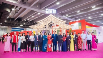 "Ngôi nhà Việt Nam" gây ấn tượng tại Lễ hội sách quốc tế ở Quảng Đông, Trung Quốc