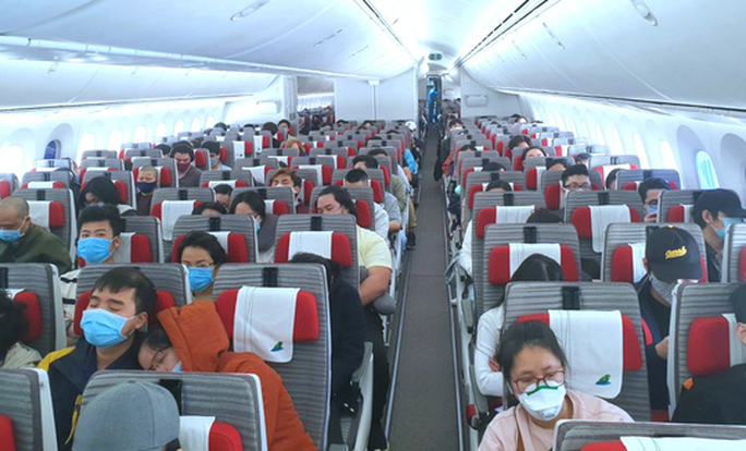 350 cong dan viet nam tu uc va new zealand ve nuoc an toan