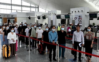 dua gan 180 cong dan viet nam tu brunei ve nuoc an toan