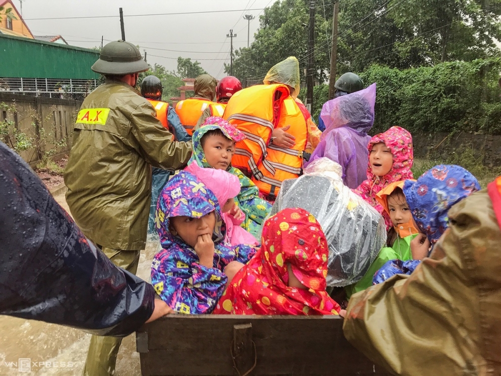 Myanmar, Kuwait, Maldives điện, thư thăm hỏi về tình hình lũ lụt tại miền Trung Việt Nam