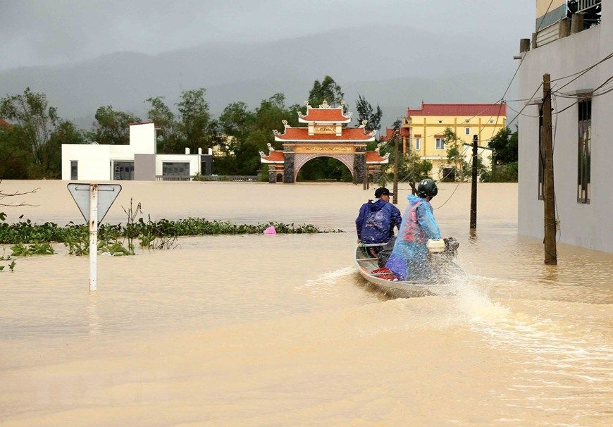 Tổng thống Kazakhstan và Palestine gửi thư, điện hỏi thăm tình hình lũ lụt ở miền Trung Việt Nam