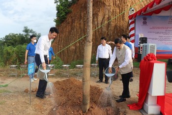 Trồng 125 cây xanh tại Yên Bái nhân kỷ niệm 50 năm quan hệ ngoại giao Việt Nam - Ấn Độ