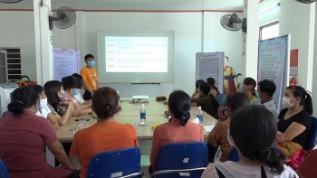 ho ngheo can ngheo o quang tri thoat ngheo nho chuong trinh tai chinh vi mo cua wvi