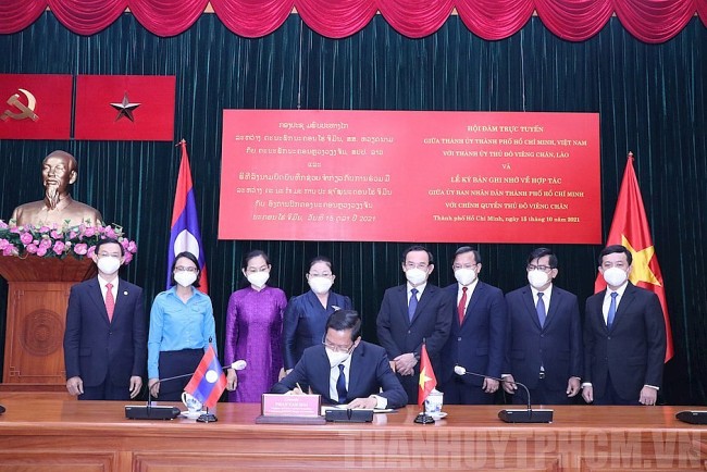 TP Hồ Chí Minh và Viêng Chăn (Lào): đẩy mạnh hợp tác các sở, ban, ngành và đoàn thể hai địa phương