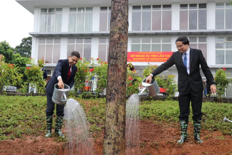 Ấn Độ đề nghị hợp tác với Lào Cai chương trình nâng cao năng lực lĩnh vực CNTT và truyền thông Ấn Độ đề nghị hợp tác với Lào Cai chương trình nâng cao năng lực lĩnh vực CNTT và truyền thông
