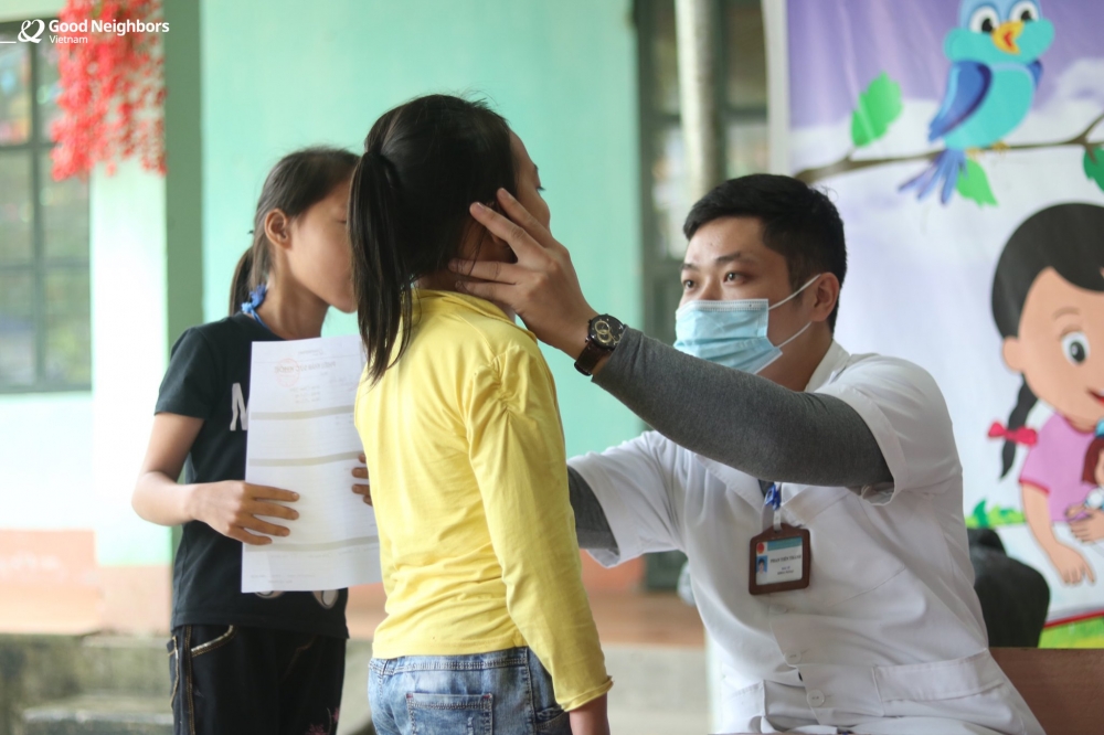 Tổ chức GNI khám sức khỏe miễn phí cho 1.417 trẻ bảo trợ tại Hà Giang
