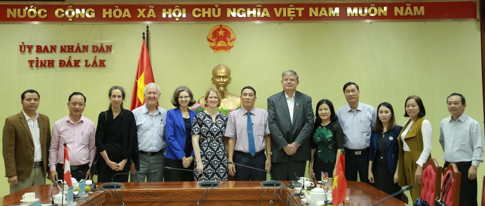 Đại sứ các nước G4 tìm hiểu về công tác bình đẳng giới, tôn giáo tại Đắk Lắk