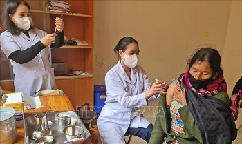 Lâm Đồng, Đắk Nông tăng tốc tiêm phủ vaccine ở vùng sâu, vùng dân tộc thiểu số Lâm Đồng, Đắk Nông tăng tốc tiêm phủ vaccine ở vùng sâu, vùng dân tộc thiểu số