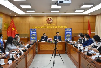 se co ngay ton vinh tieng viet trong cong dong nguoi viet nam o nuoc ngoai