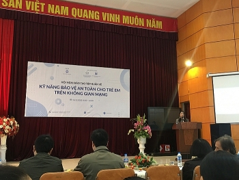 Tập huấn kỹ năng bảo vệ an toàn cho trẻ em trên không gian mạng Tập huấn kỹ năng bảo vệ an toàn cho trẻ em trên không gian mạng