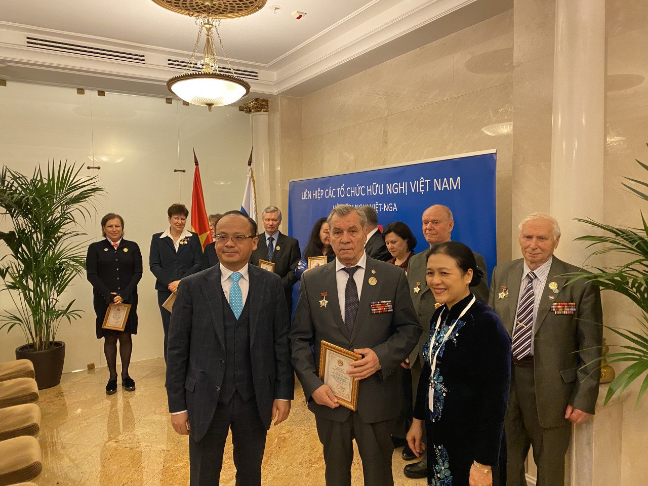 Nhiều hoạt động của Liên hiệp các tổ chức hữu nghị Việt Nam trong khuôn khổ chuyến thăm Nga của Chủ tịch nước Nguyễn Xuân Phúc