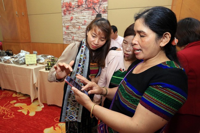 Việt Nam đề xuất nâng cao khả năng tiếp cận, phổ cập công nghệ số cho trẻ em gái và phụ nữ tại AMMW