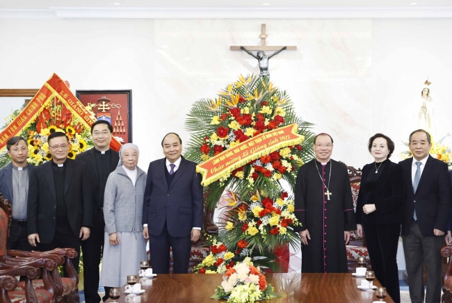 Chủ tịch nước chúc mừng Giáng sinh Tổng Giáo phận Hà Nội và Ủy ban Đoàn kết Công giáo Việt Nam