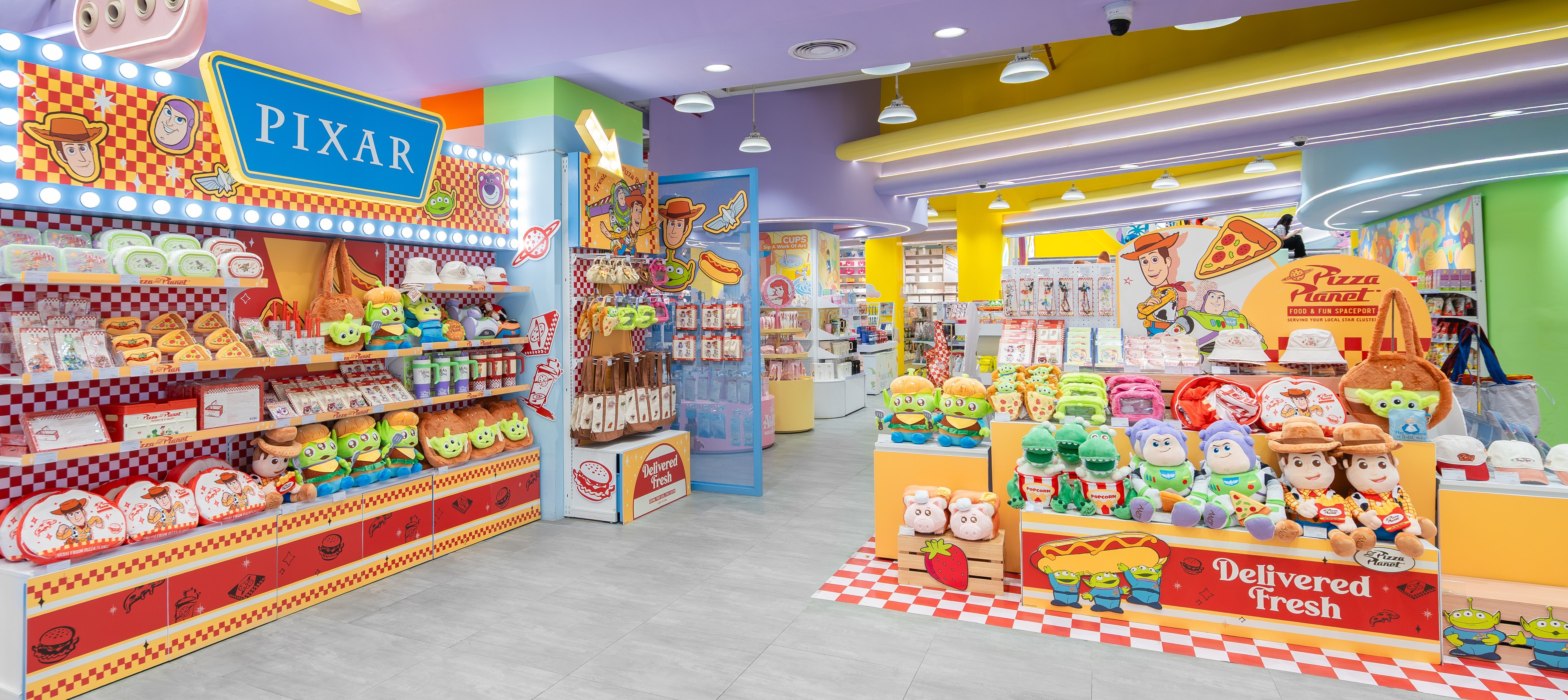 OH!SOME ra mắt hai bộ sưu tập lấy cảm hứng từ Toy Story của Disney và Pixar cùng Zootopia của Disney