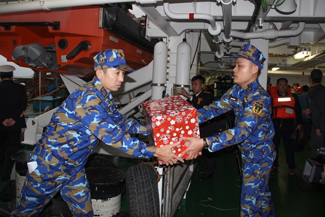 Lời chúc Tết từ nơi đảo xa