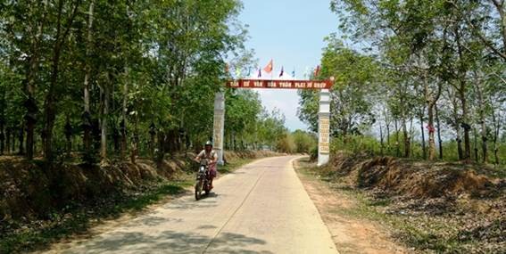 Kon Tum phấn đấu trên 50% vùng đồng bào dân tộc thiểu số đạt chuẩn nông thôn mới