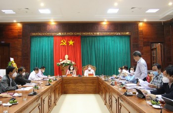 Đắk Lắk tăng cường triển khai các chính sách vùng dân tộc thiểu số và miền núi Đắk Lắk tăng cường triển khai các chính sách vùng dân tộc thiểu số và miền núi