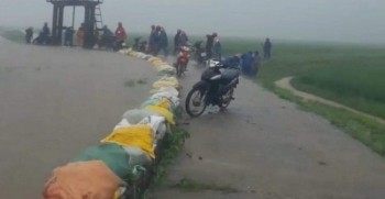 Nhiều tỉnh, thành Miền Trung bị ảnh hưởng nặng nề do mưa lớn