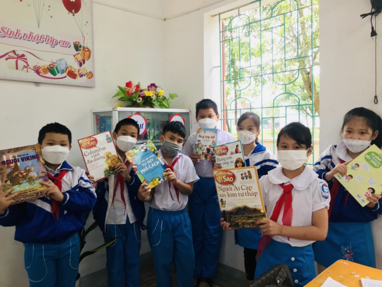 Zhi-Shan Foundation khánh thành 06 thư viện trường học và trao tặng 388 tủ sách tại Hà Tĩnh