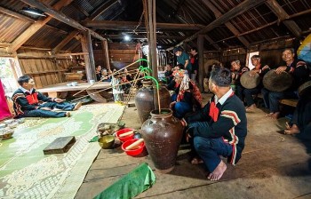 dak lak phuc dung nghi le ket nghia anh em cua dan toc ede