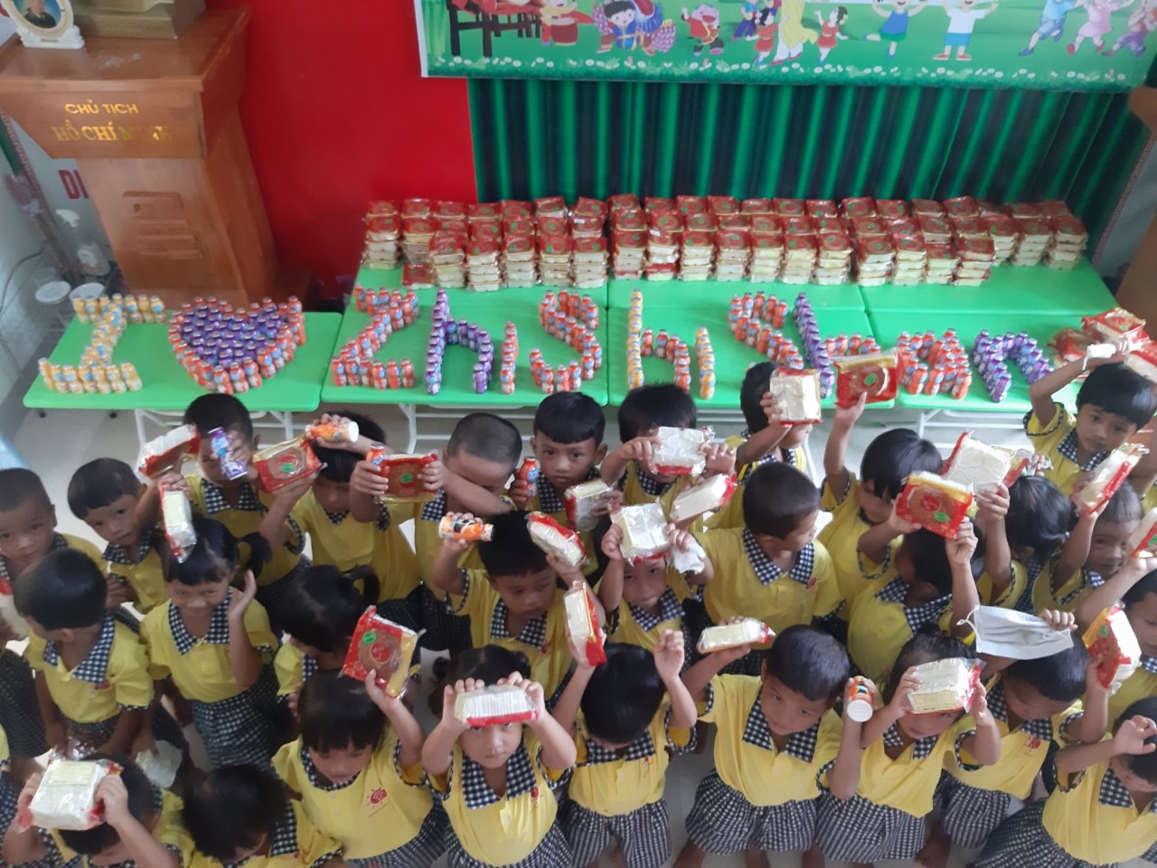 Zhi-Shan hỗ trợ bữa trưa hơn 2.000 trẻ mầm non đồng bào dân tộc huyện Đakrông
