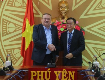 Phú Yên thiết lập quan hệ hợp tác hữu nghị với các địa phương của Hungary Phú Yên thiết lập quan hệ hợp tác hữu nghị với các địa phương của Hungary