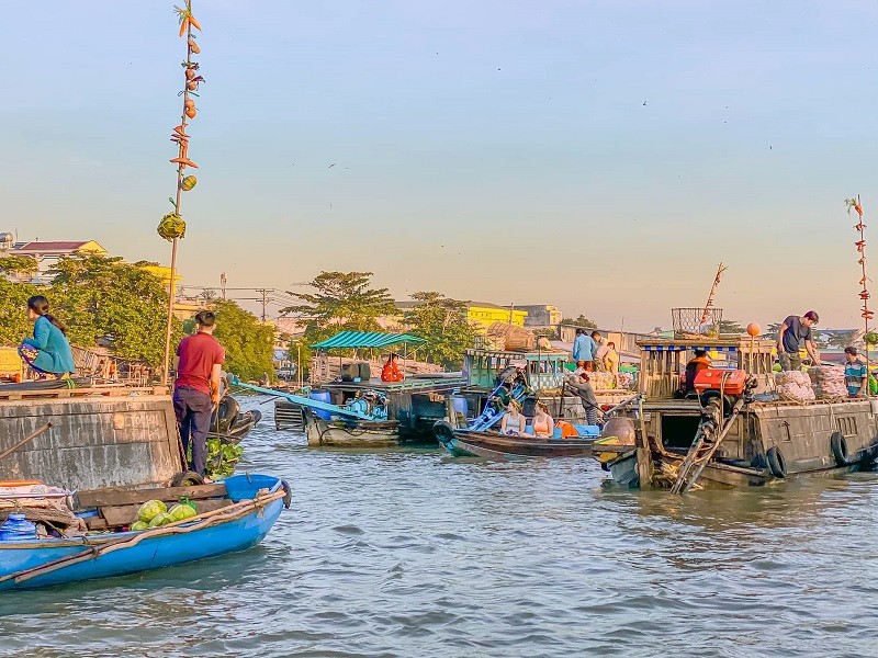 Chợ nổi - nét văn hóa đặc sắc vùng sông nước Việt Nam