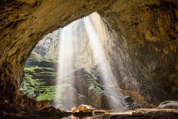 Khám phá hang động tự nhiên lớn nhất thế giới Sơn Đoòng