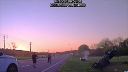 video canh sat ruot duoi tong lat o to khien nguoi vi pham thiet mang