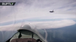Video: F-16 của Bỉ áp sát biên giới Nga được tiêm kích Su-27 giám sát