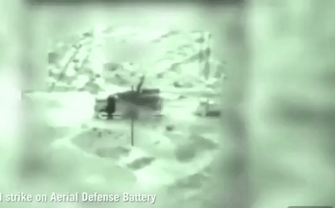 Clip hệ thống tên lửa phòng không Pantsir-S1 của Syria bị Israel hủy diệt trong "chớp mắt"