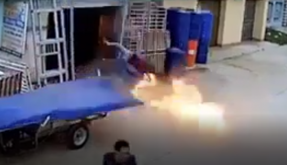 thung phuy bat ngo phat no khi nam thanh nien dang cua