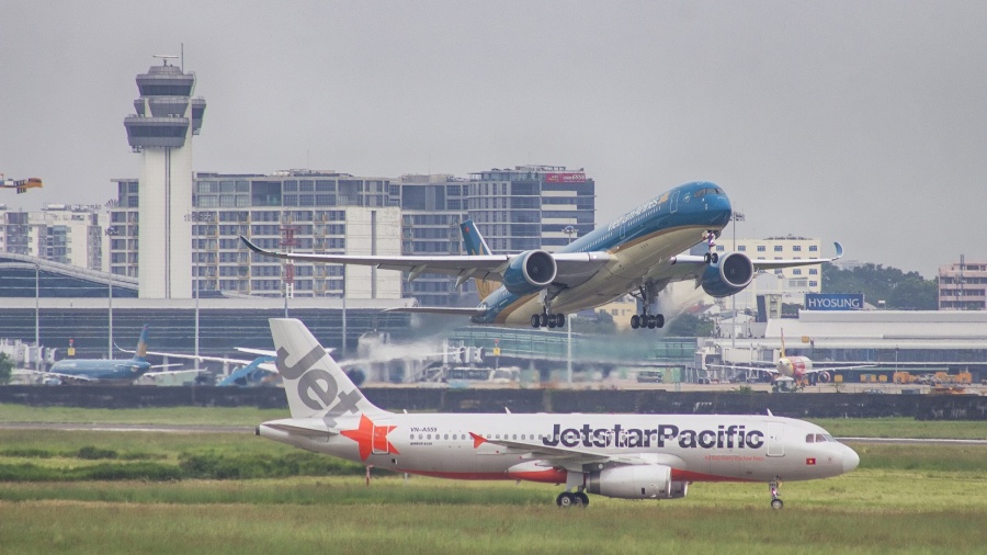 vietnam airlines va jetstar pacific dieu chinh ke hoach khai thac do anh huong cua con bao so 2