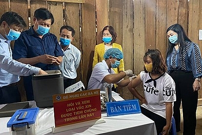 47 trieu nguoi tai bon tinh tay nguyen se duoc tiem vaccine bach hau