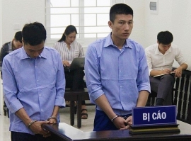 voi 150 trieu de tha nghi pham ma tuy 2 cuu cong an linh an tu